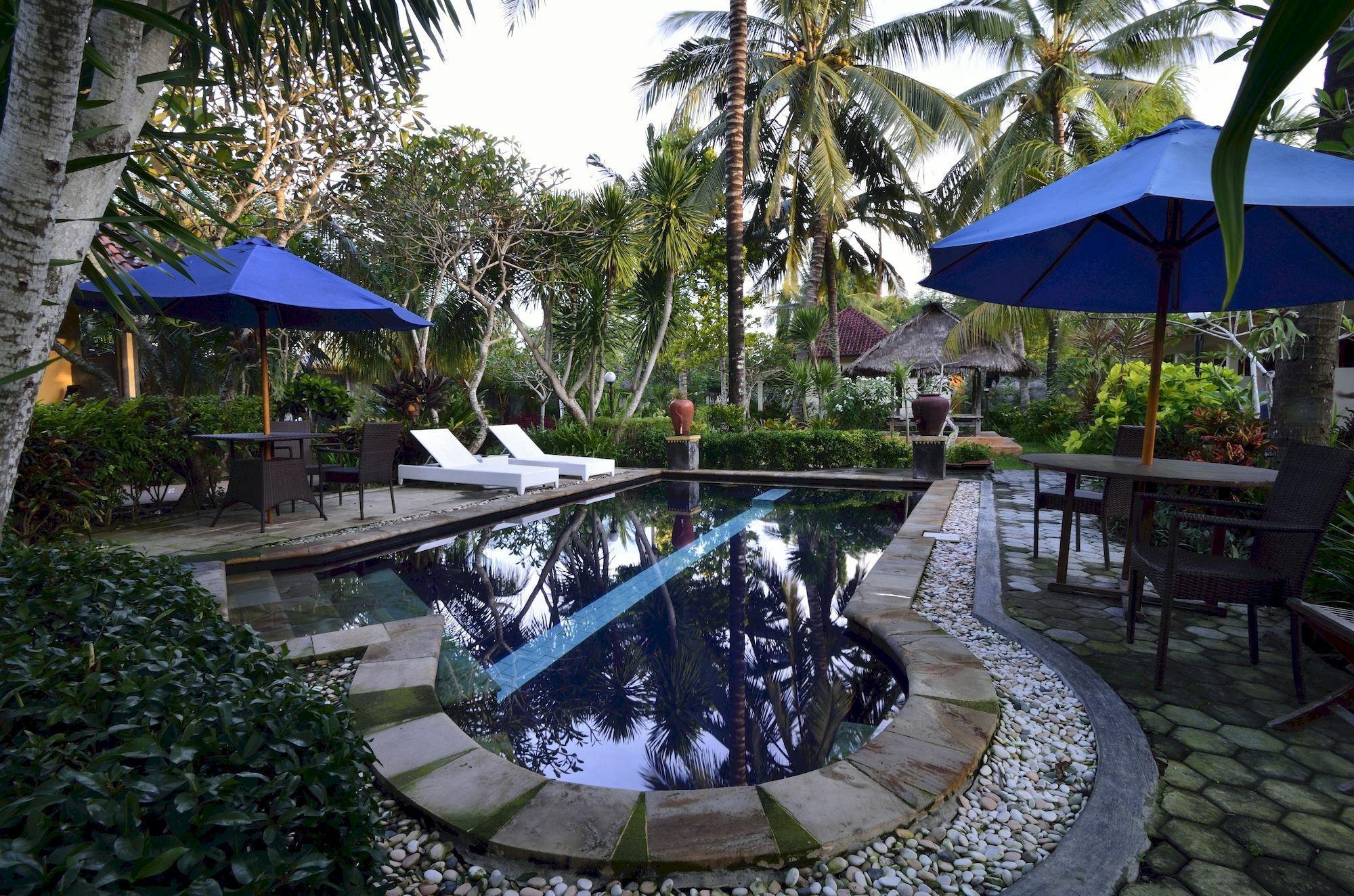Segara Anak Bungalow & Restaurant Kuta  Ngoại thất bức ảnh