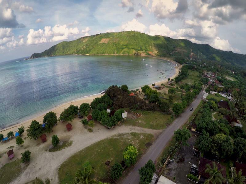 Segara Anak Bungalow & Restaurant Kuta  Ngoại thất bức ảnh