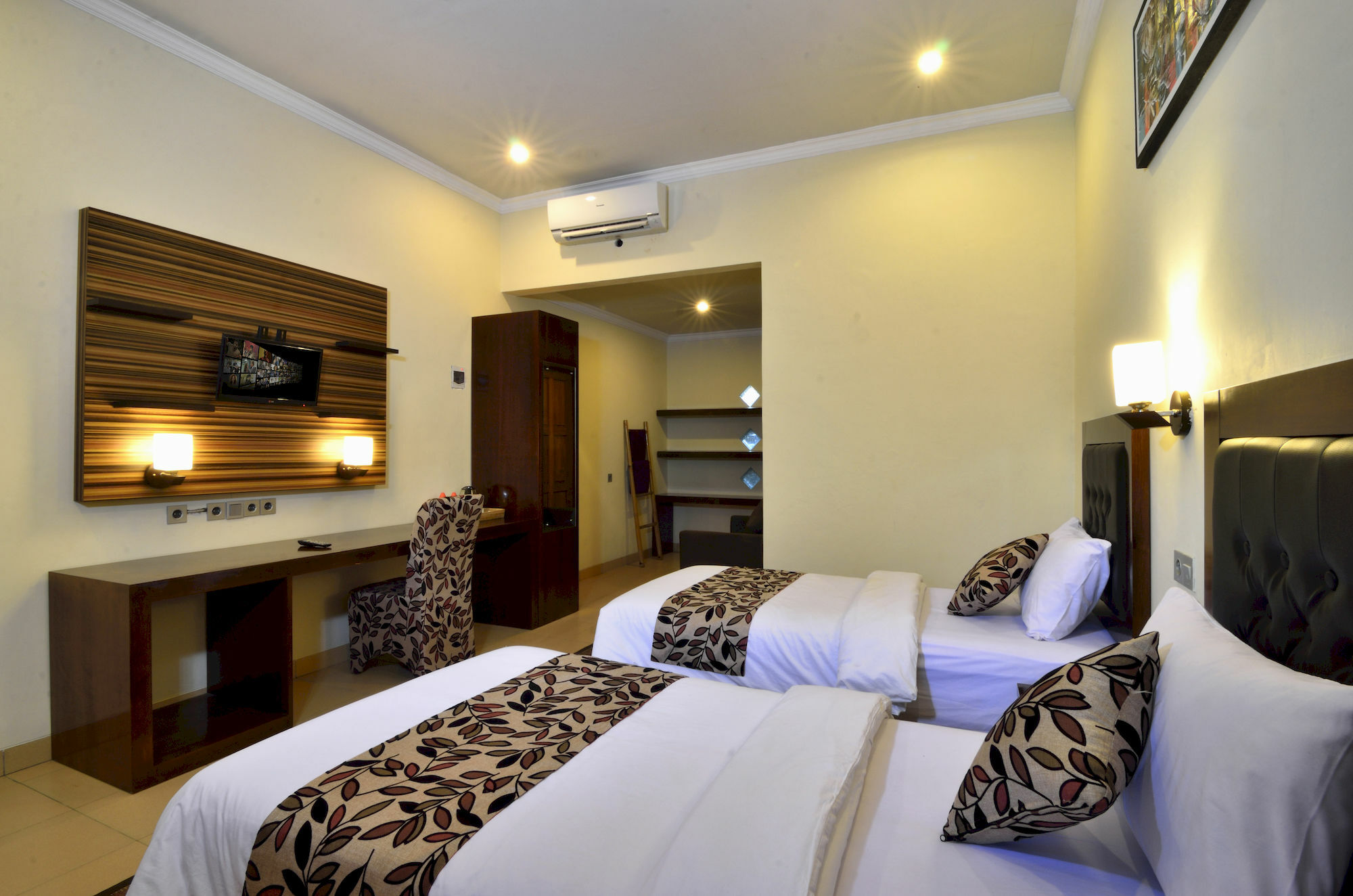 Segara Anak Bungalow & Restaurant Kuta  Ngoại thất bức ảnh