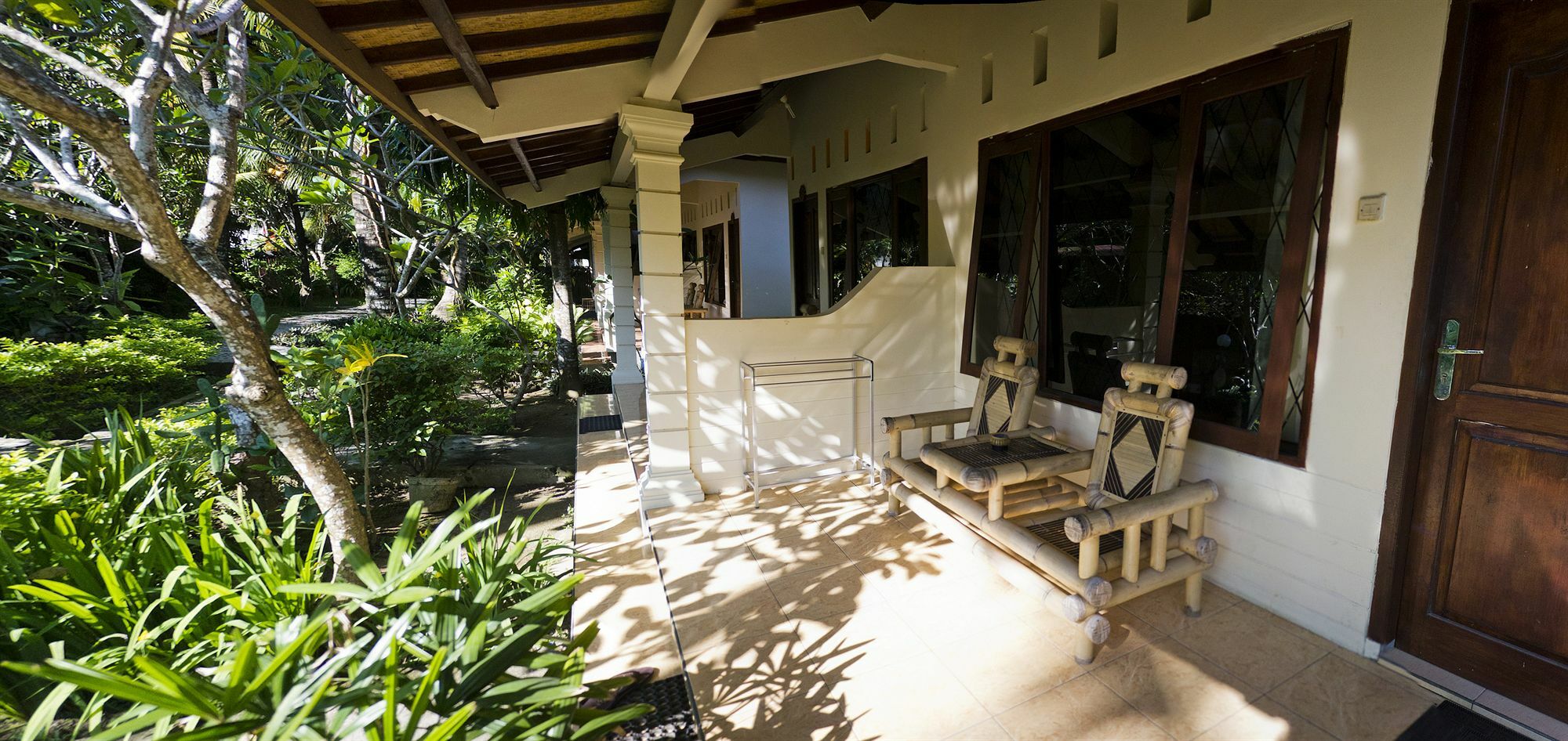 Segara Anak Bungalow & Restaurant Kuta  Ngoại thất bức ảnh